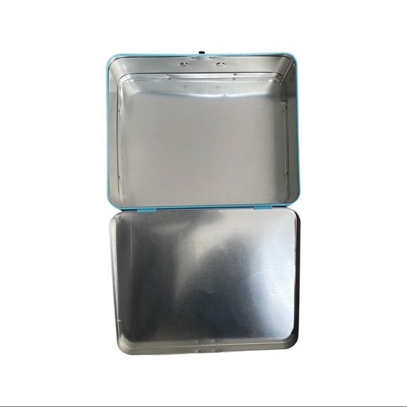 Pressman Hello Kitty Peace and Love  2010 Lunch Box - Picture 4 of 5